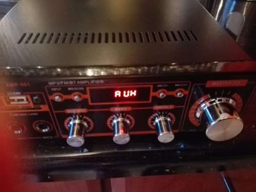 REDUCED - MUST SEE !!! SONY SPEAKERS 2nd hnd +BLUETOOTH AMPLIFIER new