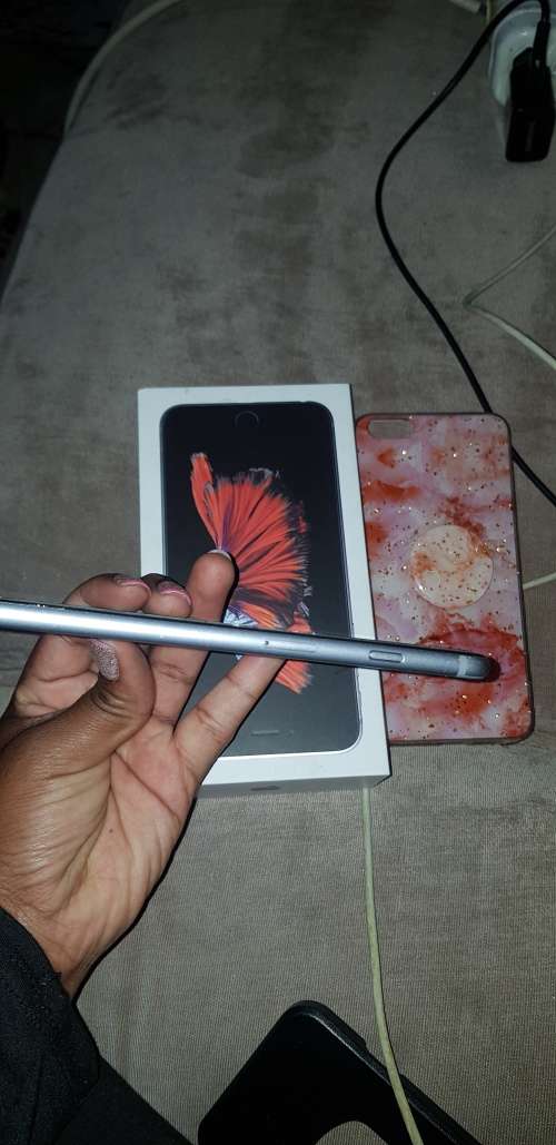 Iphone 6s plus, 32gig