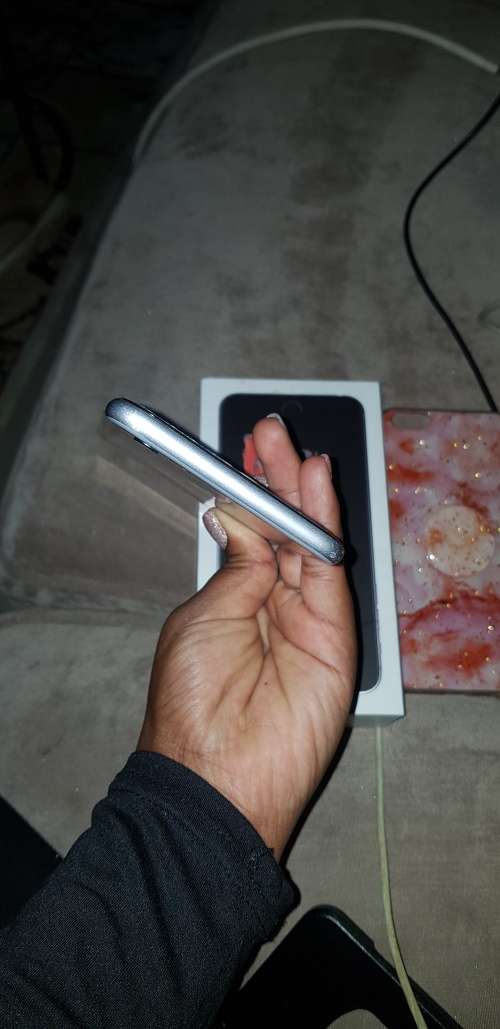 Iphone 6s plus, 32gig