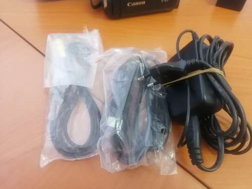 **** CRAZY SPECIAL**FREE FREIGHT****CANON LIGRIA HF R406 FULL HD CAMCORDER WITH ALL ACCESORIES****