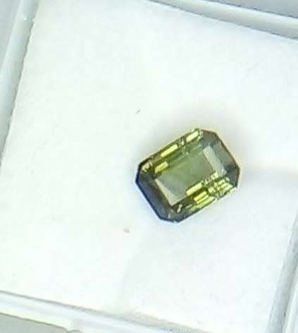 **Natural Brazilian Tourmaline** 2.09Ct (CGJL -Canadian Gemological and Jewellery Laboratories)