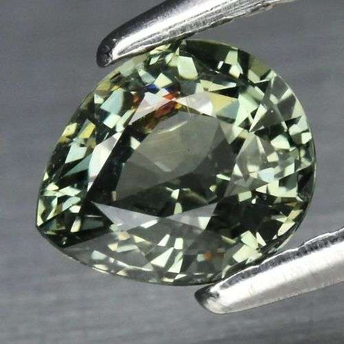 Green Sapphire 0.79ct STUNNING*Certified* GENUINE Natural VS Unheated Pear Shape