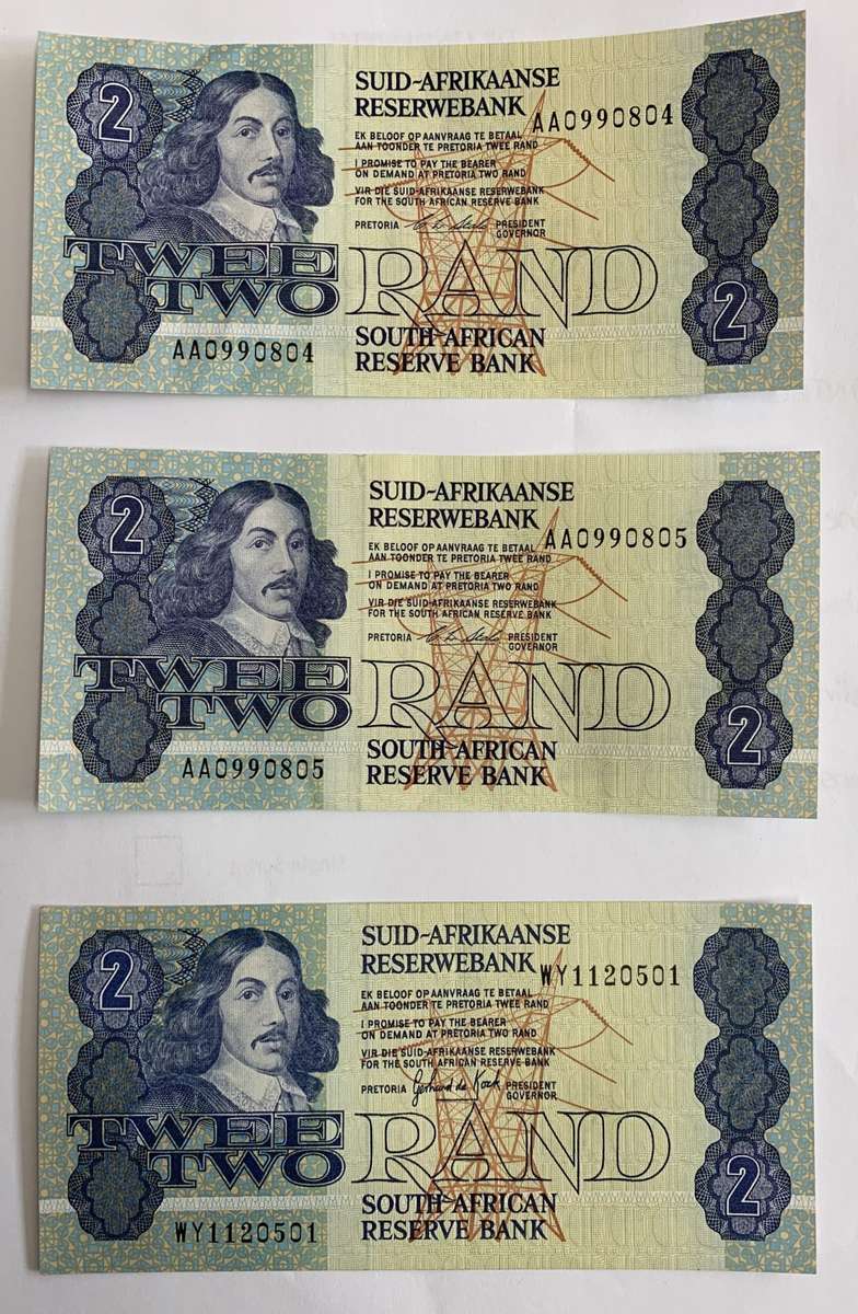 Various Collectable notes with some replacements one bid to take all 13