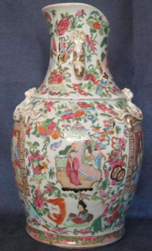 I HAVE GONE MAD  !!  R1.00    19C FAMILLE  VERTE VASE, HAND PAINTED, WITH RAISED SALAMANDER DETAIL.