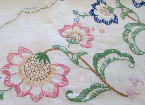 LOVED TO DEATH !!! VINTAGE LINEN TEA CLOTH, HAND EMBROIDERED IN LOVELY SOFT- BRIGHT PASTELS