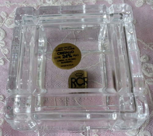 VINTAGE R C R , ROYAL CHRYSTAL ROC, 24% LEAD ITALIAN CRYSTAL ART DECO TRINKET BOX