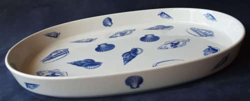 VINTAGE, GERMAN WIESENTHAL, WHITE PORCELAIN DEEP PLATTER WITH BLUE  SEA SHELL DESIGN