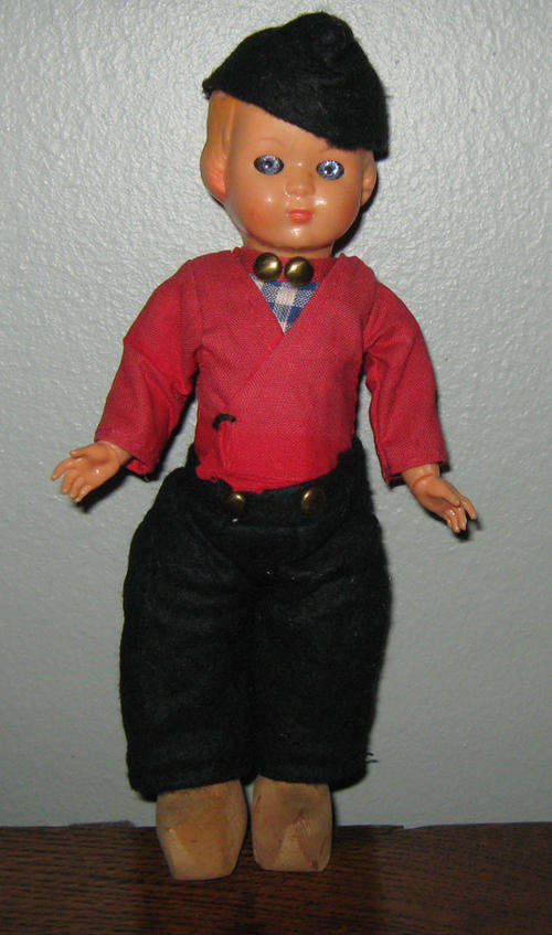 VINTAGE DUTCH BOY QUALITY DOLL open shut eyes  WOODEN CLOGS