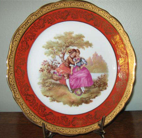 LIMOGES PLATE    25cm DIAMETER    IN VERY GOOD CONDITION