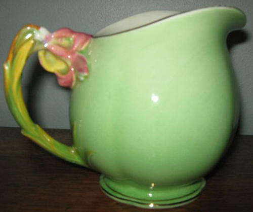 R1.00  STUNNING AND PERFECT !! GRIMWADES, ROYAL WINTON, ENGLAND, JUG IN GOOD CONDITION.