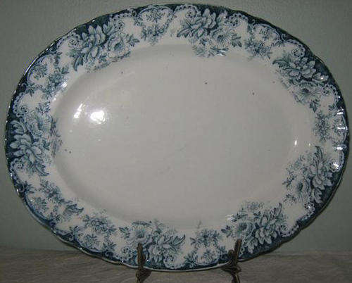 VICTORIAN, ALBANY LARGE PLATTER, PERFECT FOR THE CHRISTMAS TURKEY !!, LENGTH 37.5CM.