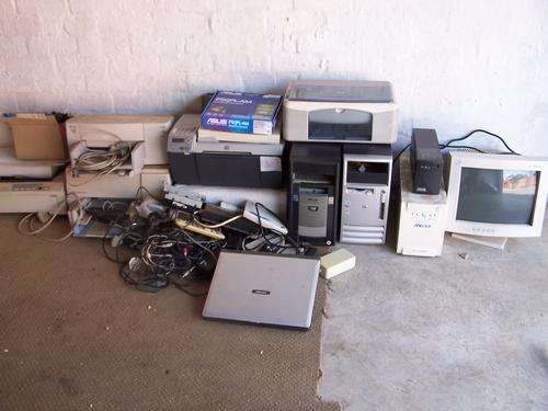 MIXED COMPUTER EQUIPMENT