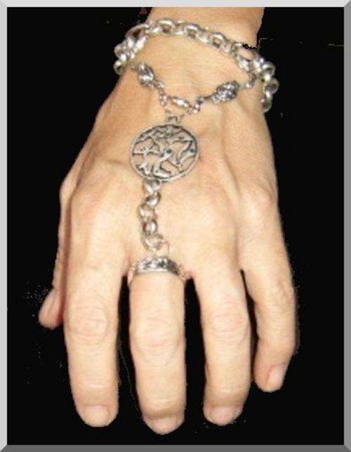 Stunning Rose Slave Bracelet