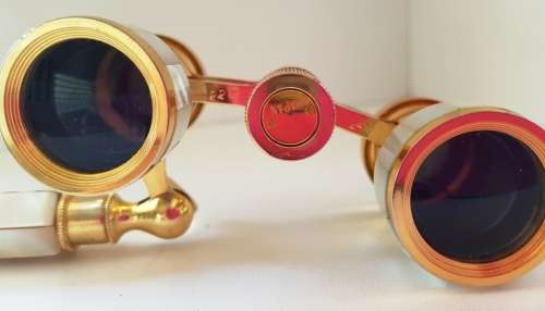 VINTAGE FRENCH OPERA GLASSES & RETRACTABLE HANDLE RAINBOW MOTHER OF PEARL