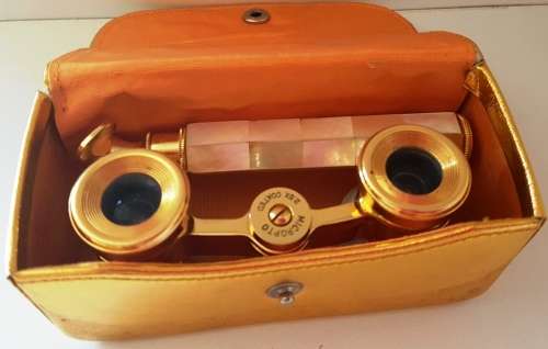 VINTAGE FRENCH OPERA GLASSES & RETRACTABLE HANDLE RAINBOW MOTHER OF PEARL