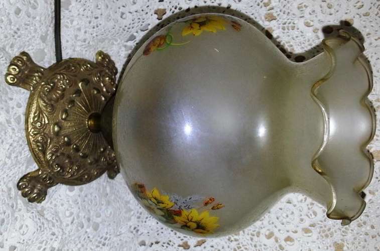 VINTAGE COLLECTABLE BRASS LAMP