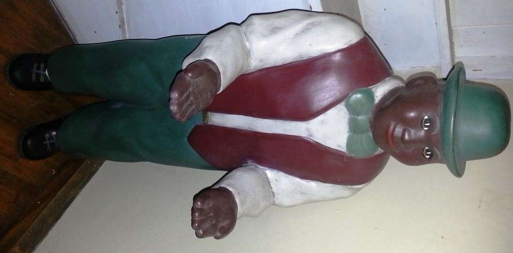 MY SWEET BUTLER HE CAN HOLD A PLATE, TRAY OR ASHTRAY