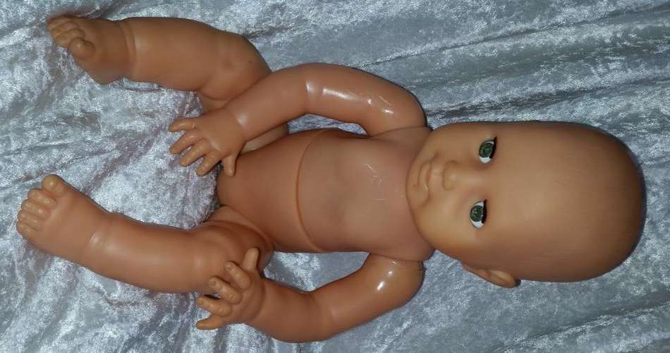 PRIMA DOLL (WITH BODY THAT LOOKS LIKE FIRST LOVE)