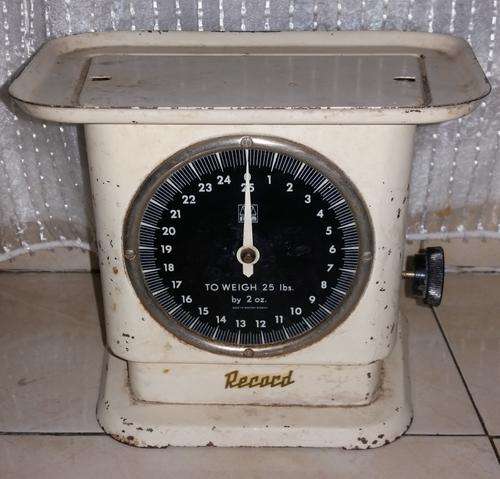 Vintage Enamelware Record Kitchen Scale, made by EFFEM/Germany