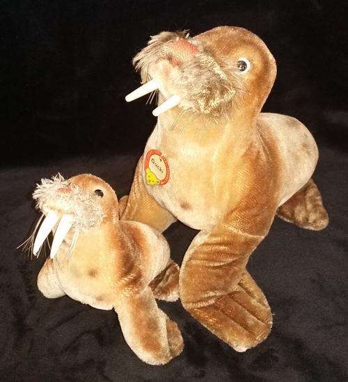 WOW!!!! WHAT A FIND RETIRED STEIFF ORIGINAL VINTAGE SET OF WALRUS GERMAN SEA LIONS