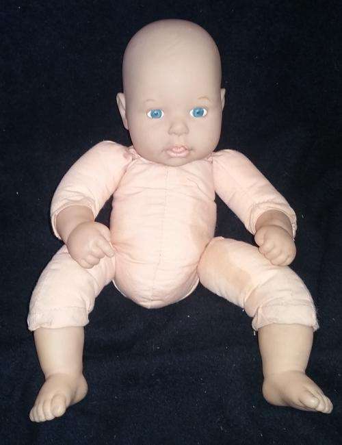 ZAPF CREATIONS CHOU CHOU BABY DOLL 36CM