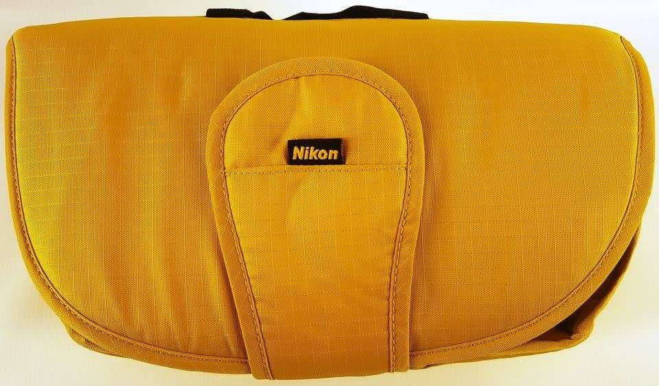 Nikon D7000 Camera Body with AF-S Nikkor 18-105mm 1:3.5-5.6G ED Lens Charger Battery Backpack