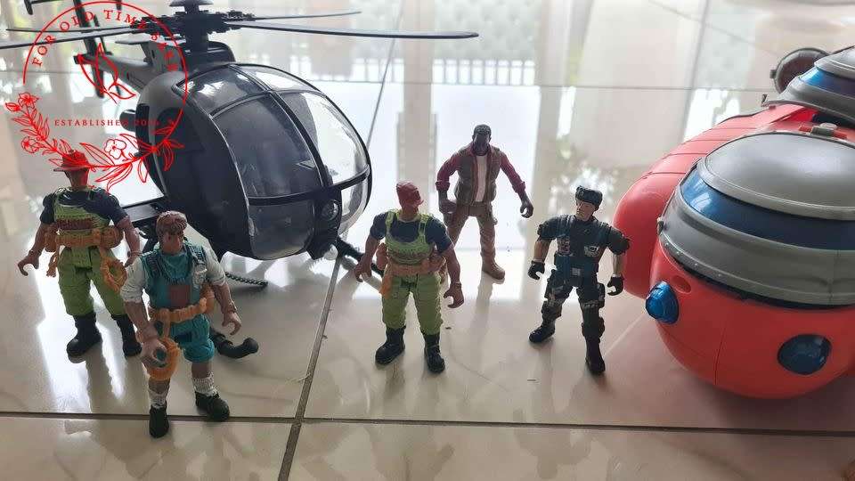 Job lot Boy`s toys - see all photos