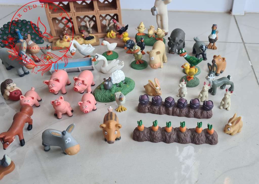 Lot farm animals for fun and Play - see photos