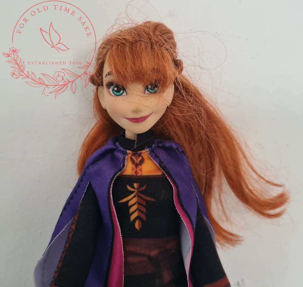Disney Frozen Anna Doll - Comes as per photos