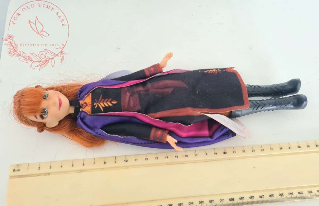 Disney Frozen Anna Doll - Comes as per photos
