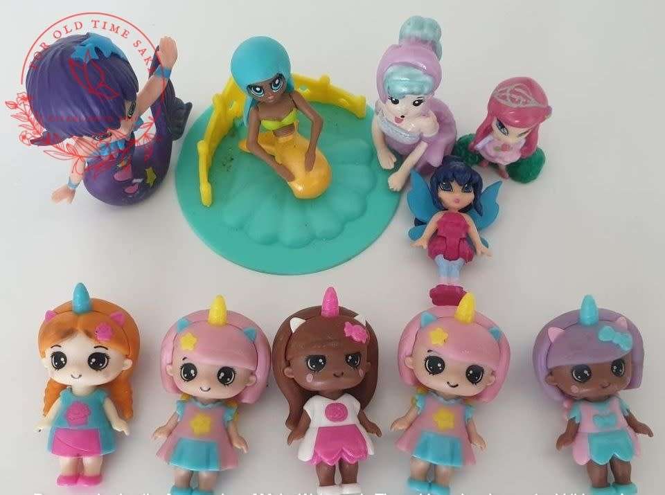 Job lot Small Disney dolls. the unicorn dollies is +- 4.5cm tall