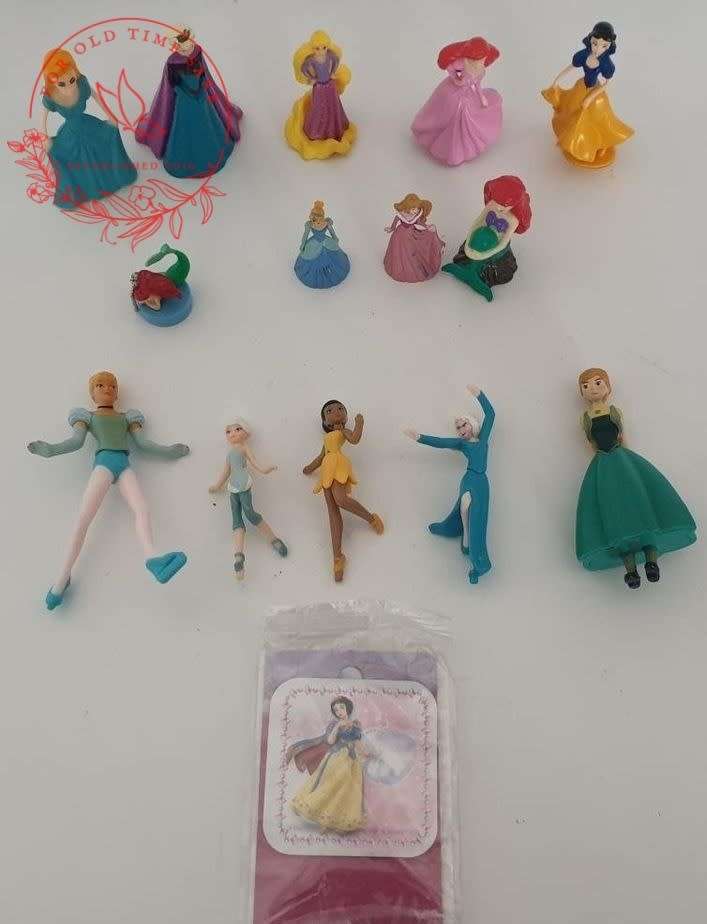 Assorted Disney Mini dolls tallest one is 9cm