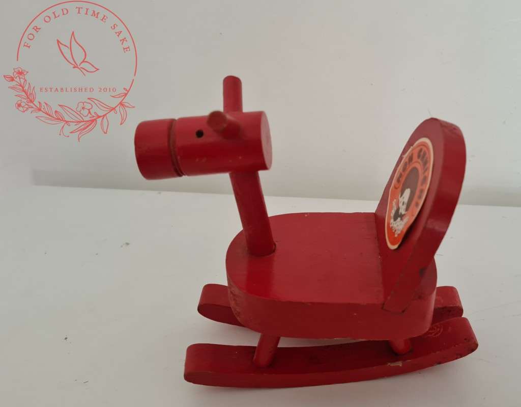 +-15cm Vintage Wooden Manicchio Rocking Horse