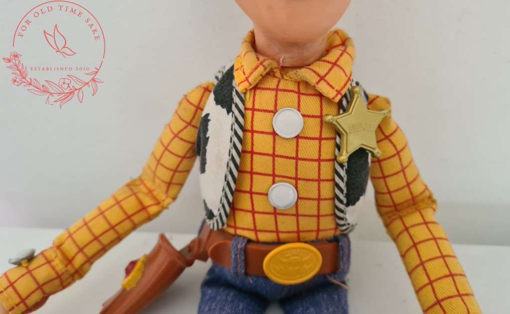 Vintage Woody, comes as per photos