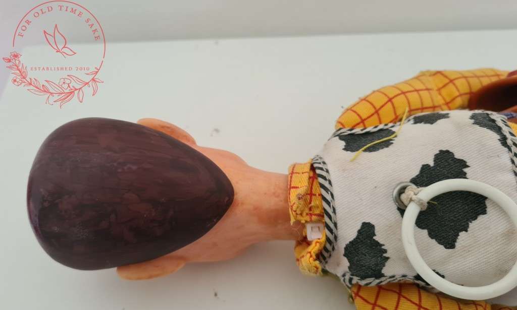 Vintage Woody, comes as per photos