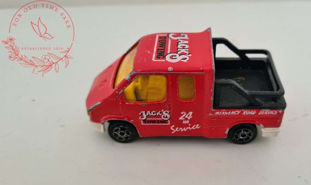 RARE VINTAGE Majorette #243 Ford Transit Van Half-Cab Tow Truck Jack`s Towing