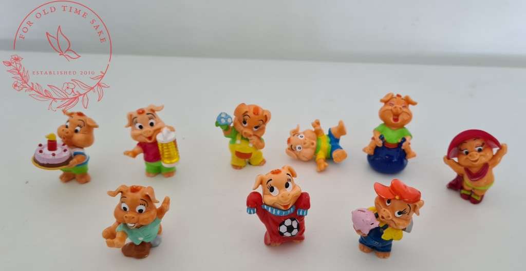 Lot Mini pig figurerines - see photos