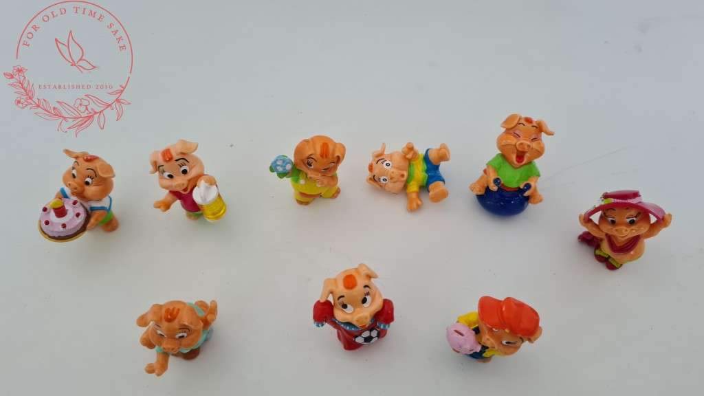 Lot Mini pig figurerines - see photos