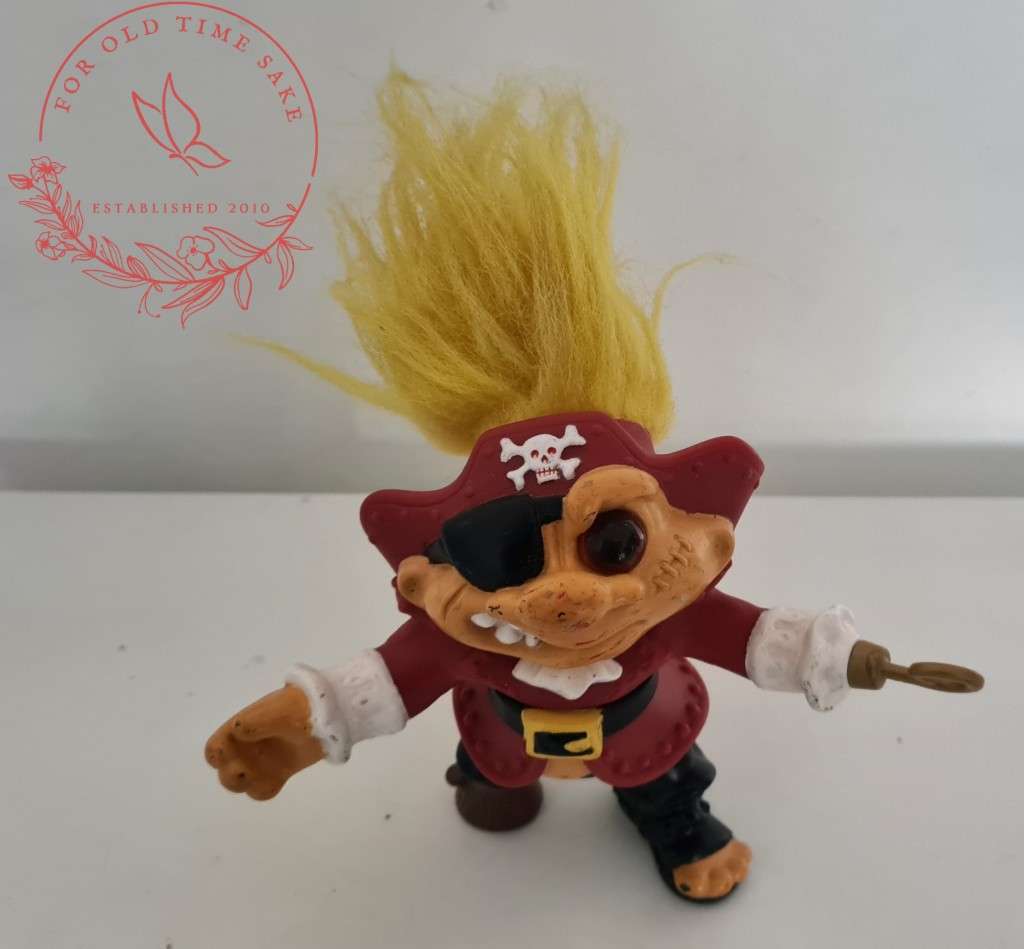 1992 Hasbro Battle Trolls Cap`n Troll Action Figure +- 18cm