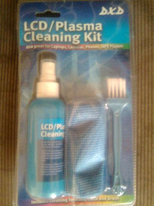 LCD / PLASMA CLEANING KIT  **R1 BID NOW**