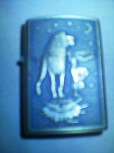 BRAND NEW FLAME SMOKING ZODIAC LIGHTER ***R1 BID NOW***