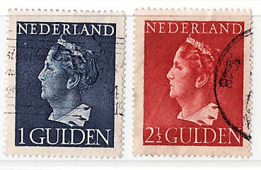 NETHERLANDS 1946 QUEEN WILHELMINA 1 GULDEN AND 2.5 GULDEN VFU.SG 616-617.CAT R285