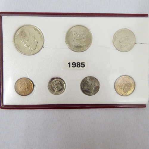 1985 RSA coin set @ crazy R1 start