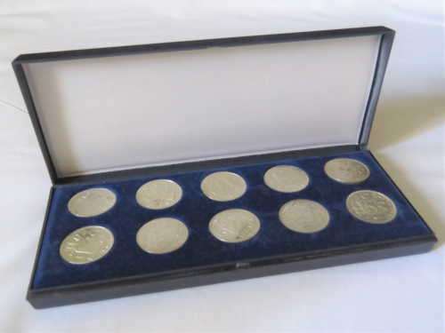 Netherlands 1 Gulden set - 1954 to 1958 and 1963 to 1967 - 72% silver - 10 coins total