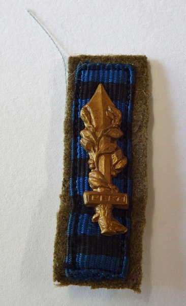 Italian WWII Medal Ribbon with knife on it