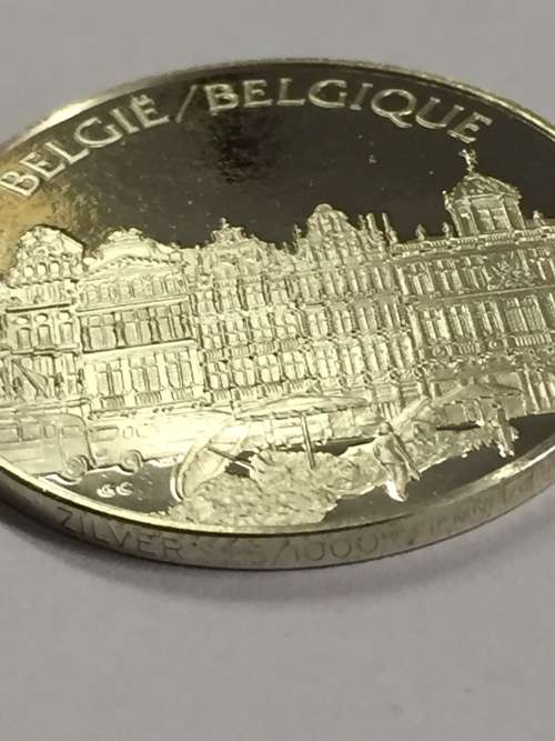 Belgium united Nations proof sterling silver medallion - weighs 13.5 grams