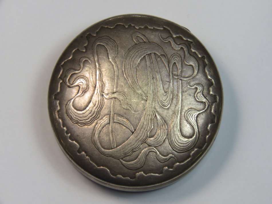 Sterling silver snuff box with initials on lid - ASM - 44.8grams