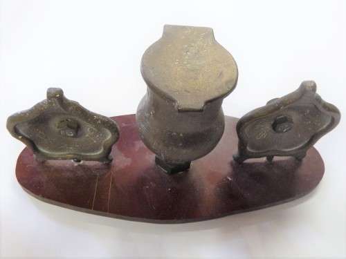 SA Railway control knobs and string oiler on wooden plaque