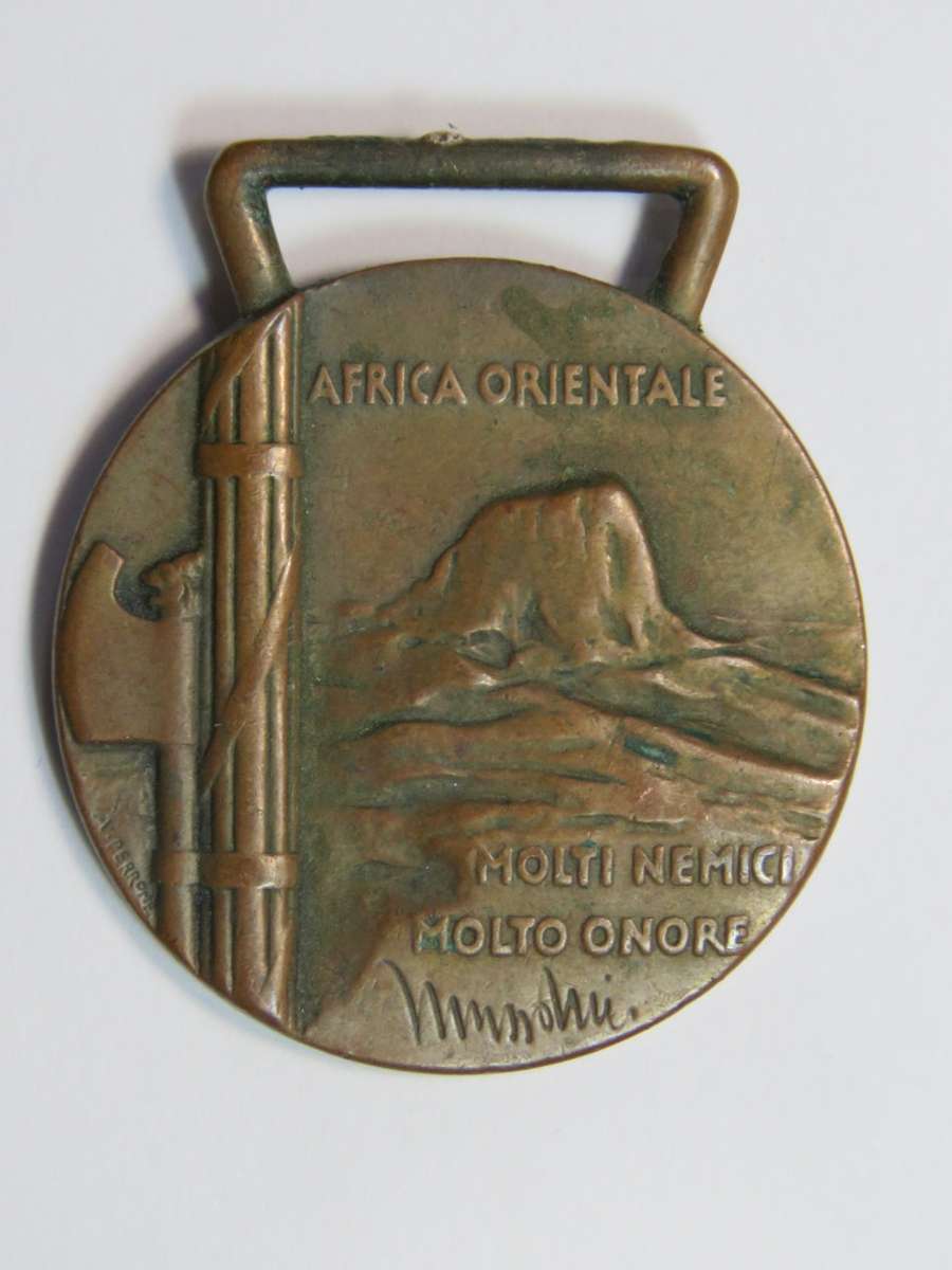 WW2 Italian War medal - no ribbon