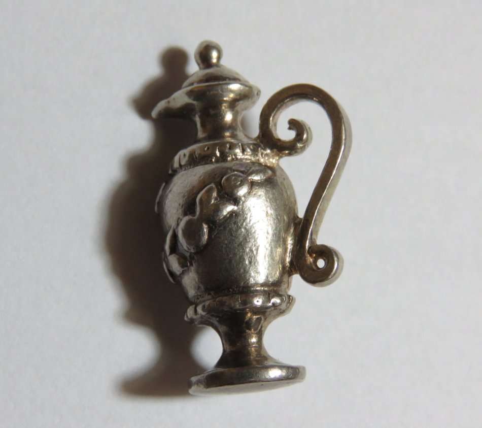 Silver urn charm - Over 10 grams